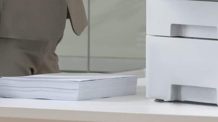 Bac d'alimentation papier puissant, prend en charge l'impression continue